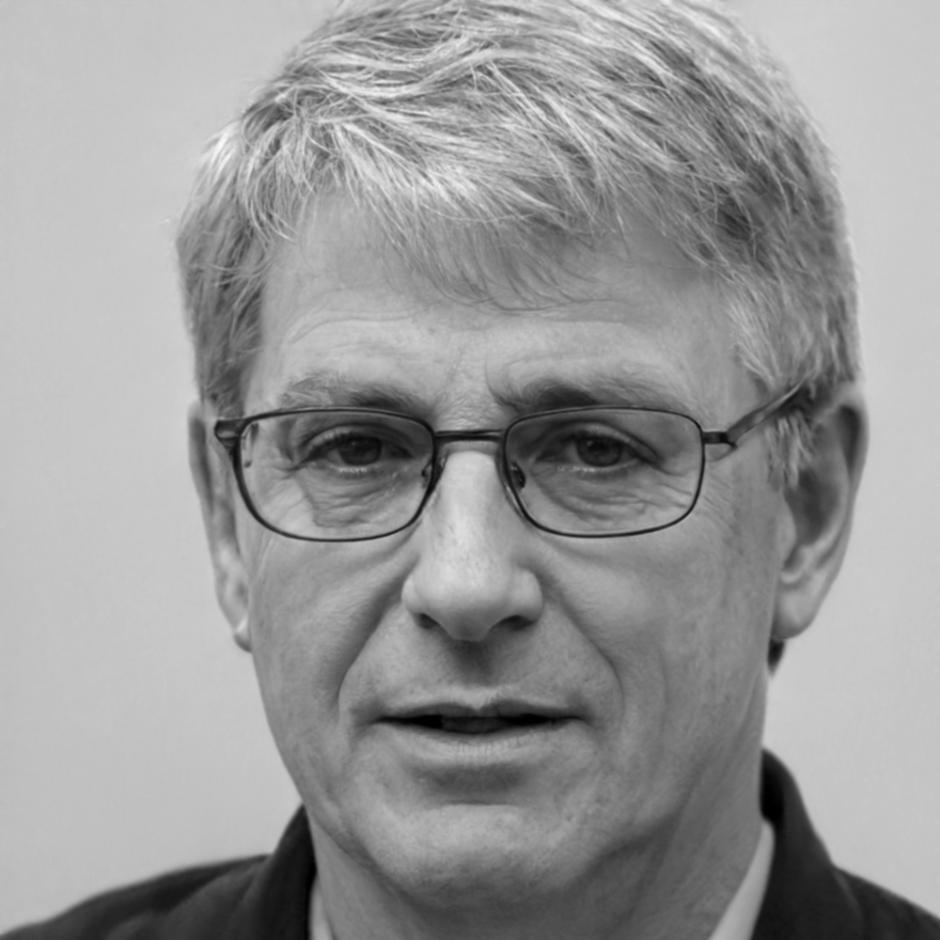 Thomas Wagner, Leitender Finanzanalyst